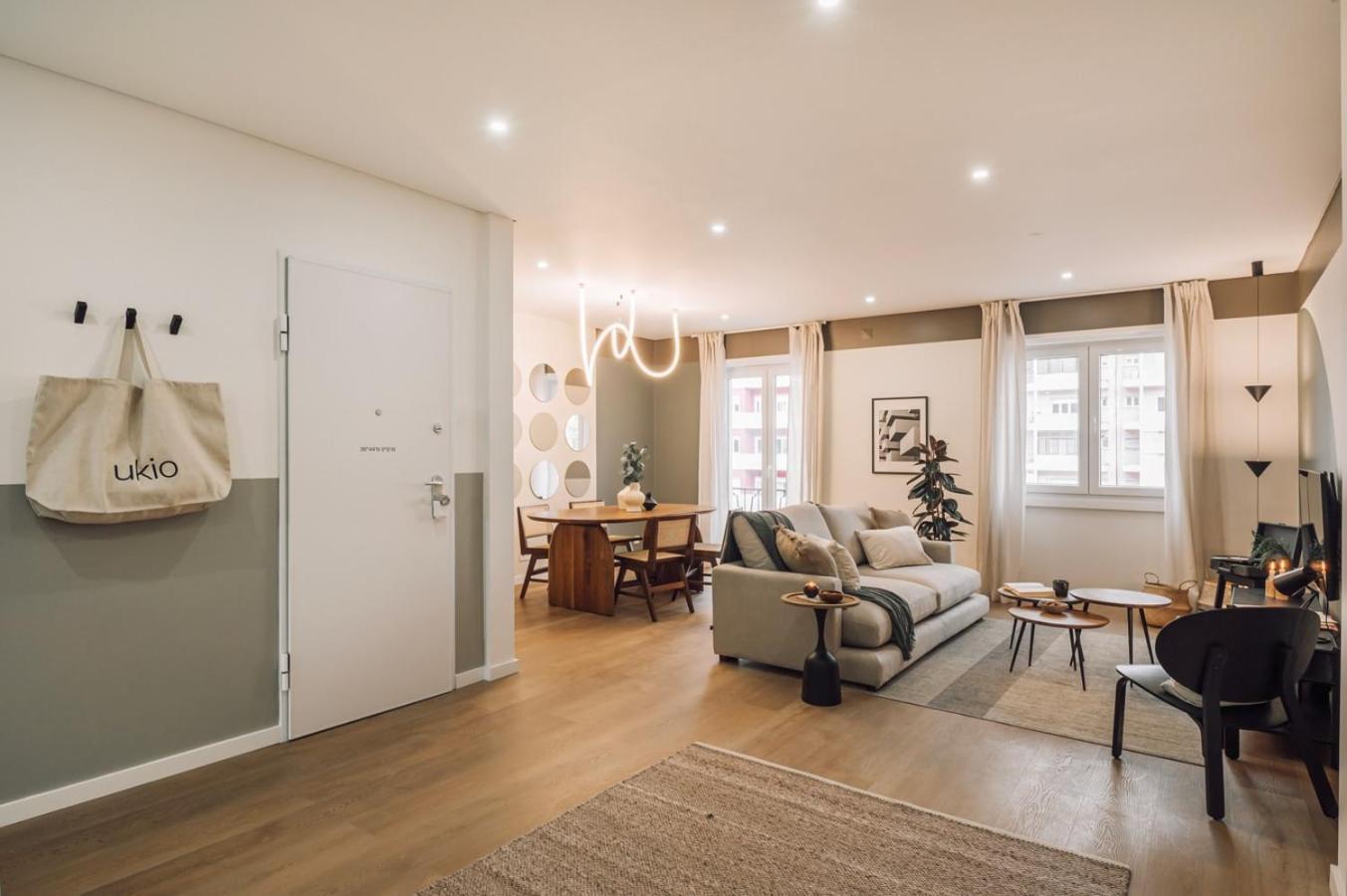 Apartment Harlem - 2 Bedrooms & Office In Alvalade