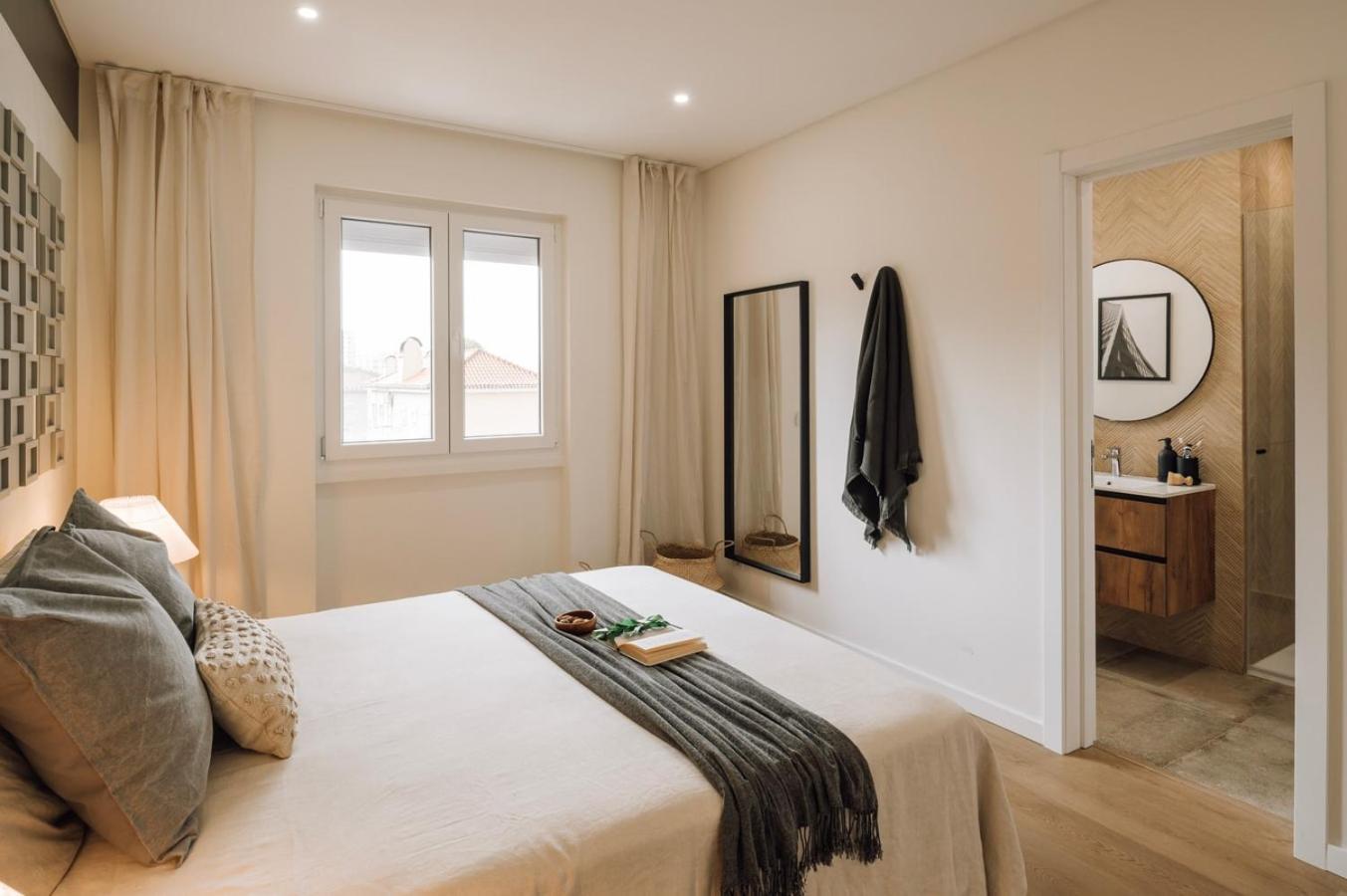 Harlem - 2 Bedrooms & Office In Alvalade *