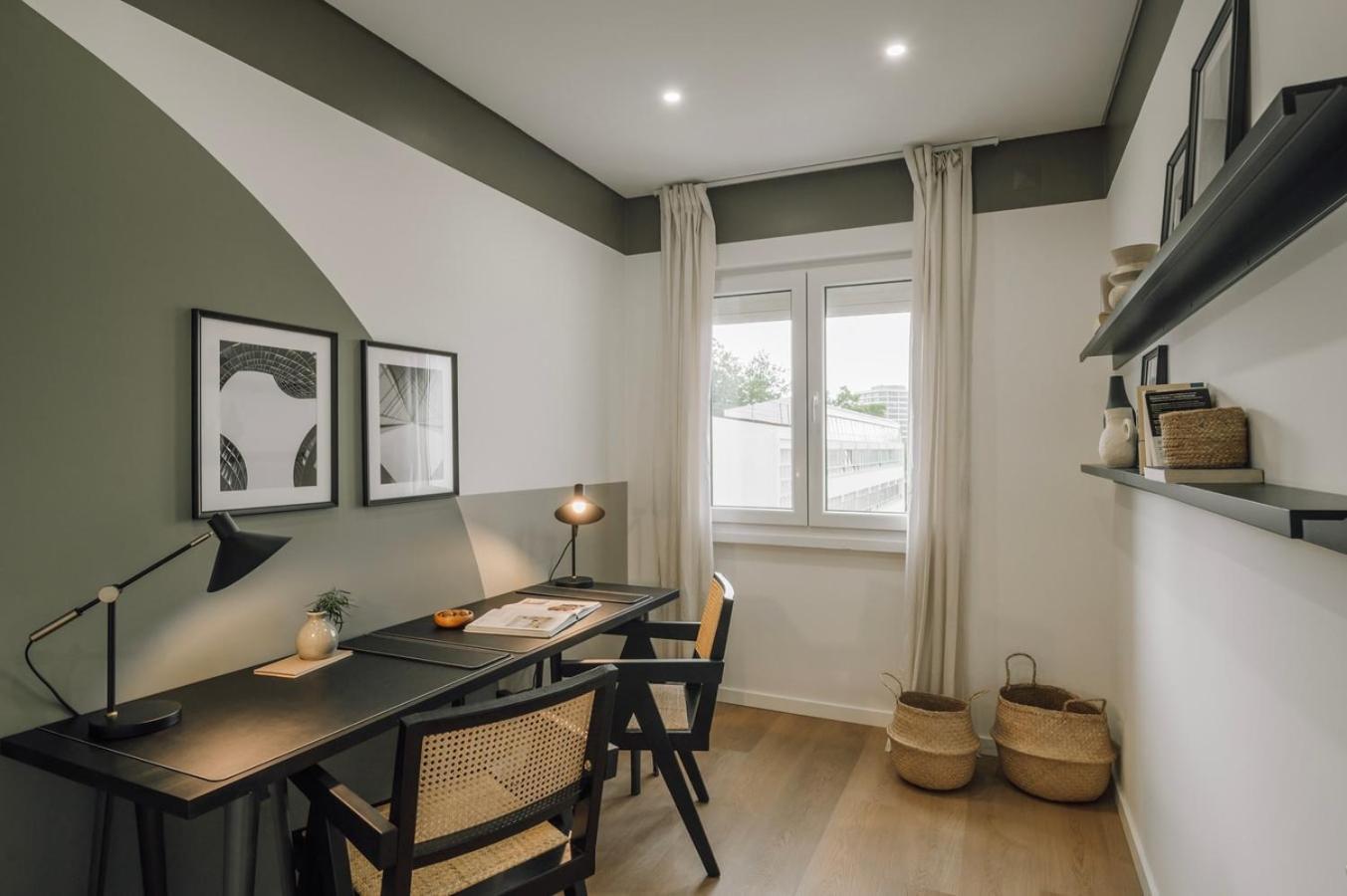 Harlem - 2 Bedrooms & Office In Alvalade Apartment *