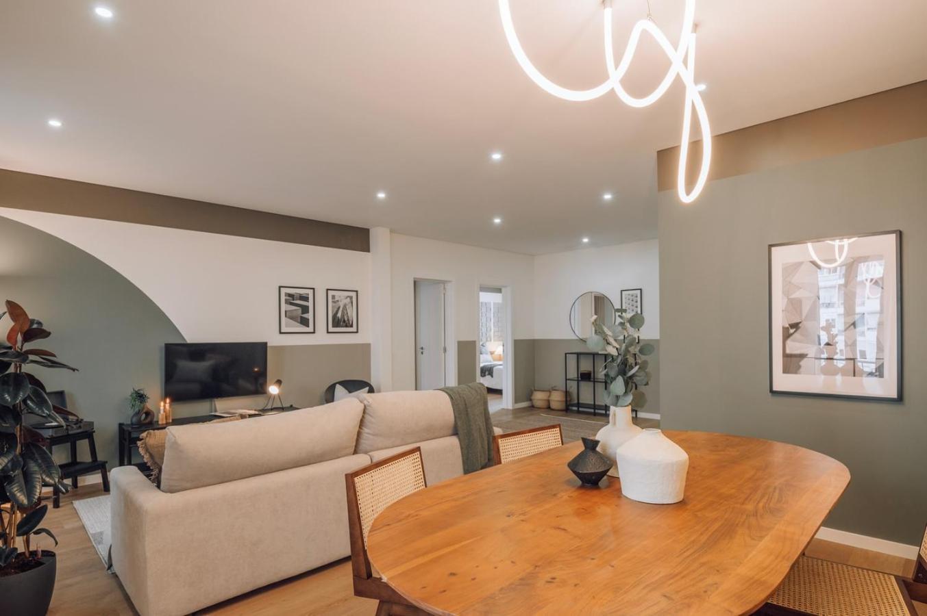Harlem - 2 Bedrooms & Office In Alvalade Lissabon