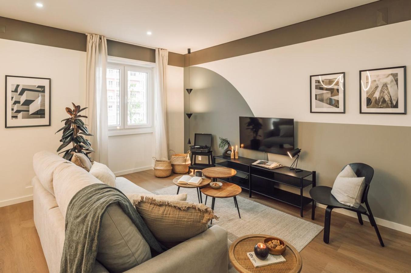Apartment Harlem - 2 Bedrooms & Office In Alvalade